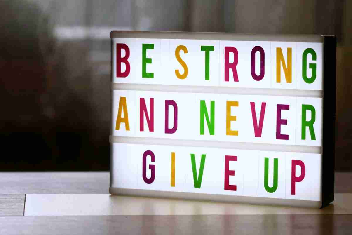 be strong, forza