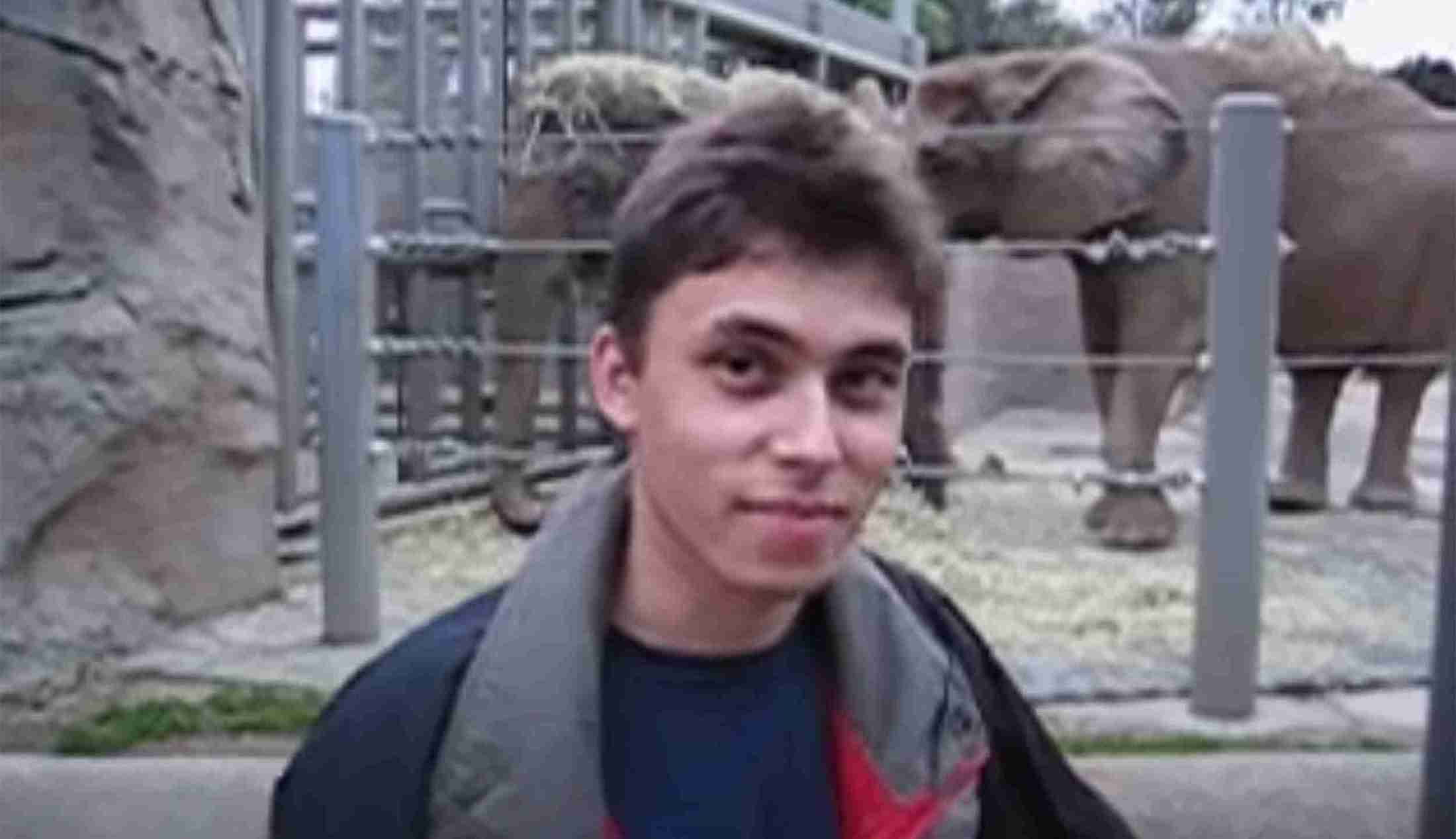 Video Me at the zoo